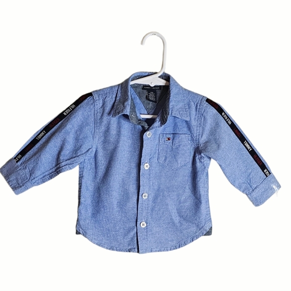 🔥 Tommy Hilfiger Button down Denim Long sleeve Shirt Size 12M - Picture 1 of 7